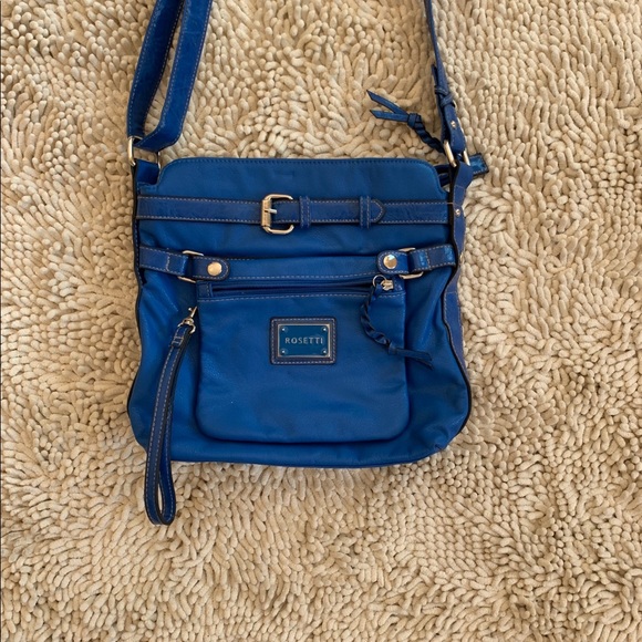 blue shoulder bag with a detachable wristlet 🔥 - Picture 6 of 6